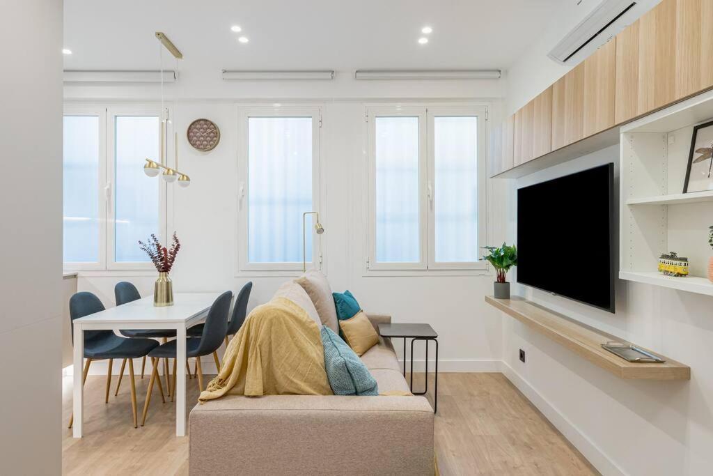 Lalatina I Calle Costanilla San Pedro 1Br 1Bh มาดริด ภายนอก รูปภาพ