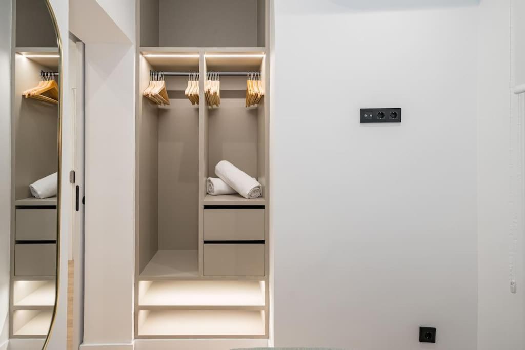 Lalatina I Calle Costanilla San Pedro 1Br 1Bh มาดริด ภายนอก รูปภาพ